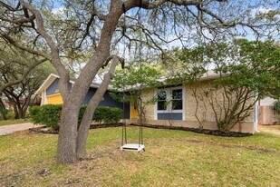 11105 Blackmoor Dr in Austin, TX - Building Photo