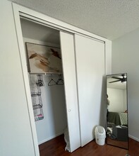 10042 Ian St in Orlando, FL - Building Photo - Building Photo