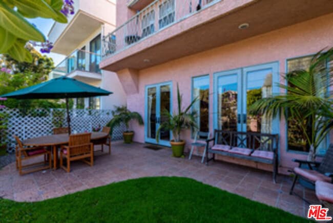 property at 225 Sherman Canal