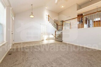 1518 Eagle Glen Cir in Raymore, MO - Building Photo - Building Photo