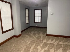 1338 Colonial Dr in Tallahassee, FL - Building Photo - Building Photo