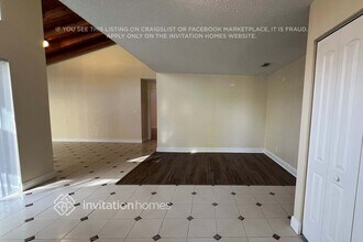 9841 NW 31st Pl in Sunrise, FL - Building Photo - Building Photo