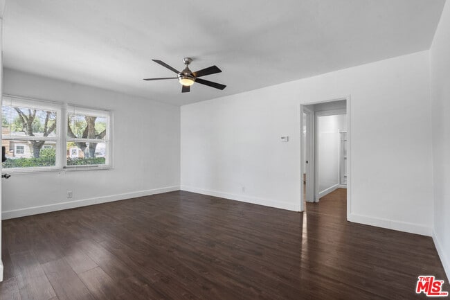 214 N Martha Pl in Fullerton, CA - Building Photo - Building Photo