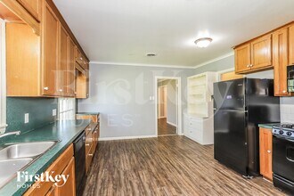 1225 19th Ave N in Texas City, TX - Building Photo - Building Photo