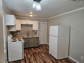 2900 W La Rua St, Unit 2900 W La Rua in Pensacola, FL - Building Photo - Building Photo
