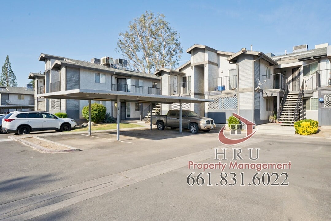 4701 Beechwood St in Bakersfield, CA - Building Photo