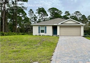 3020 N Lakewood Rd in La Belle, FL - Building Photo