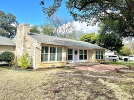 3586 Dryden Rd in Fort Worth, TX - Building Photo