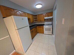 5858 W 87th St in Burbank, IL - Building Photo - Building Photo