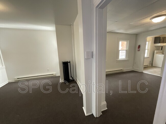 928 W Princess St in York, PA - Building Photo - Building Photo