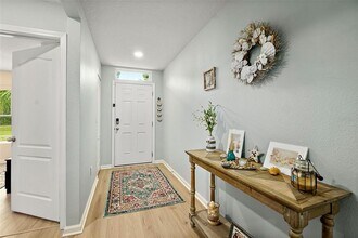 608 Grand Reserve Dr in Bunnell, FL - Building Photo - Building Photo