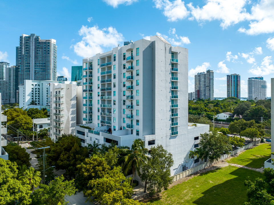 Brickell View West in Miami, FL - Building Photo