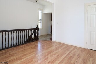 36 Tappan Ave in Belleville, NJ - Foto de edificio - Building Photo
