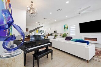 7520 N Coolidge Ave in Tampa, FL - Building Photo - Building Photo