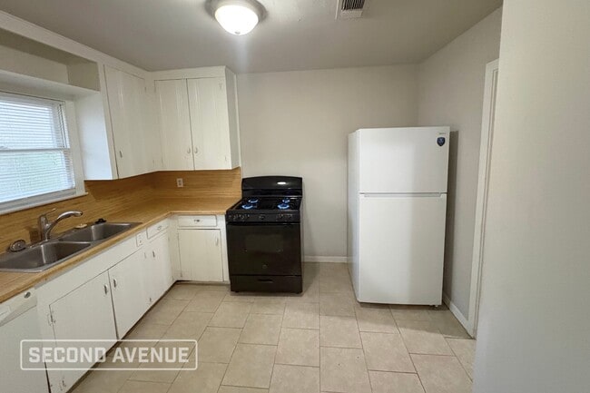 3314 Albemarle Dr in Pasadena, TX - Building Photo - Building Photo