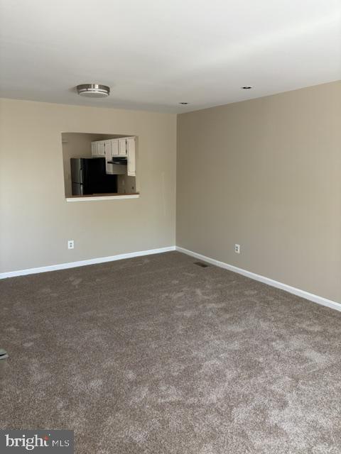 property at 1414 Primrose Pl