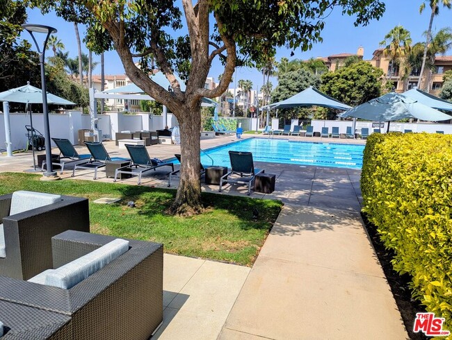 property at 7100 Playa Vista Dr