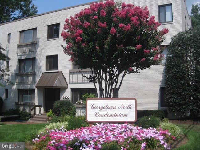 property at 2610 Tunlaw Rd NW
