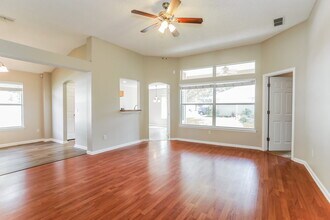 8059 Carisbrook Ct in Jacksonville, FL - Building Photo - Building Photo
