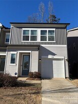 5200 Somerset Hill Ln in Charlotte, NC - Building Photo