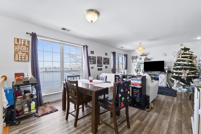 property at 39 Willow Ave