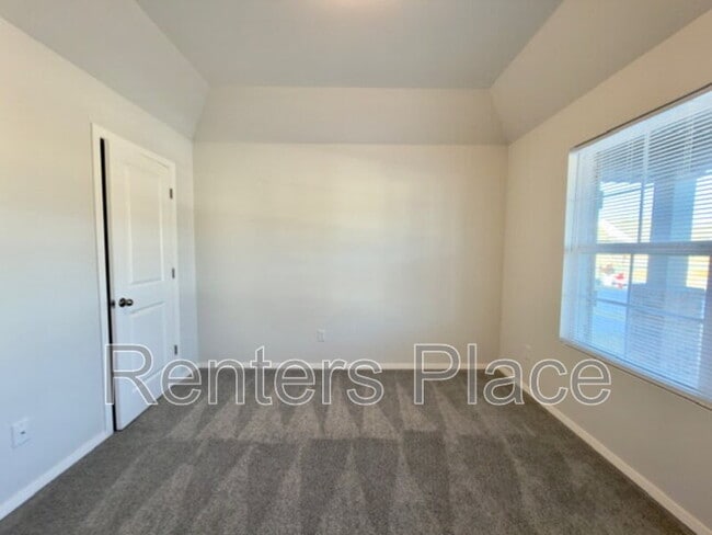 12308 S Maplewood Ave in Bixby, OK - Building Photo - Building Photo