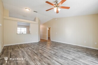 2345 Captain Dr in Deltona, FL - Building Photo - Building Photo