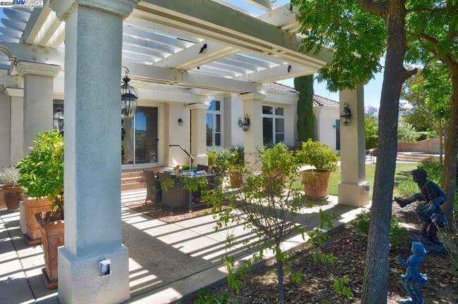 5253 Vicenza Way in San Jose, CA - Building Photo - Building Photo