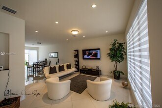 6468 NW 103rd Pl-Unit -6488 in Doral, FL - Building Photo - Building Photo