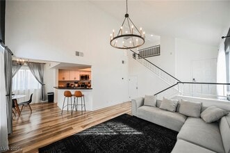 1640 Crystal Shadows Cir in Las Vegas, NV - Building Photo - Building Photo