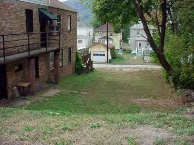 2525-2527 Warwood Ave in Wheeling, WV - Building Photo - Building Photo