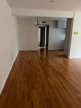 634 E Angeleno Ave in Burbank, CA - Building Photo - Building Photo