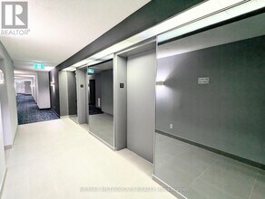 2550 Lawrence Ave E in Toronto, ON - Building Photo - Building Photo