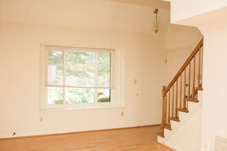 281 Autumn Grove Ct in Charlottesville, VA - Building Photo - Building Photo