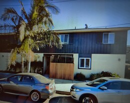 228 Newport Ave, Unit #4 Apartments