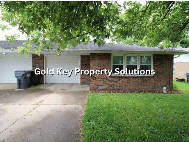 property at 811 Mellen Dr