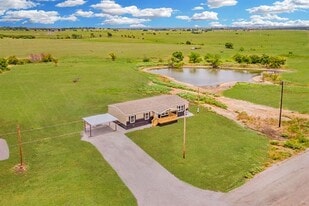 204 El Dorado St in Decatur, TX - Building Photo