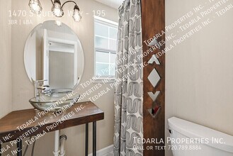 1470 S Quebec Way in Denver, CO - Building Photo - Building Photo