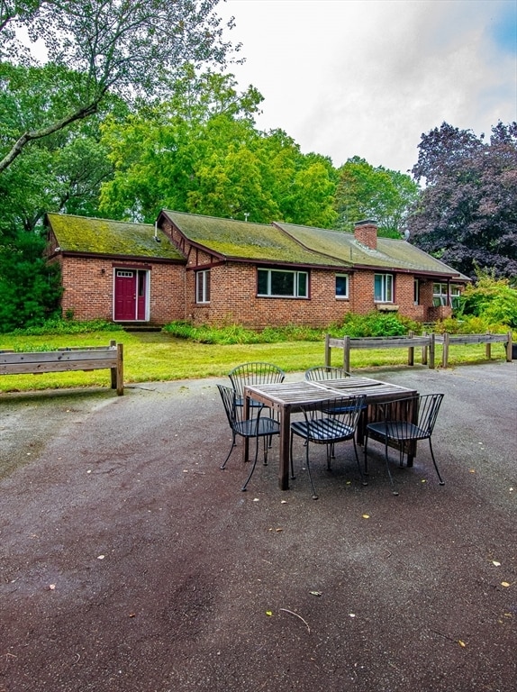 998 Bedford Rd in Carlisle, MA - Building Photo - Building Photo