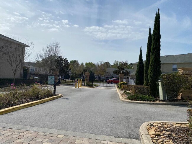 16326 Swan View Cir in Odessa, FL - Building Photo - Building Photo