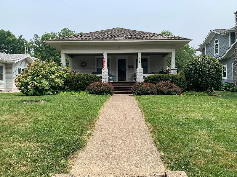 430 Forest Pl in Culver, IN - Building Photo