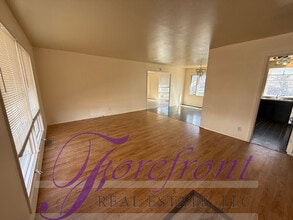 1625 S Elk St in Casper, WY - Building Photo - Building Photo