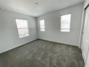 7798 Clove Hitch Wy in Orlando, FL - Foto de edificio - Building Photo