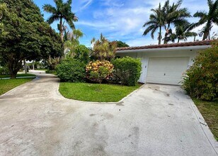 212 Kings Lynn in Delray Beach, FL - Building Photo - Building Photo