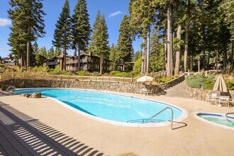 1877 N Lake Blvd, Unit 21 in Tahoe City, CA - Building Photo - Building Photo