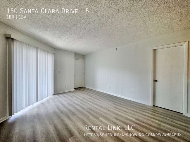 150 Santa Clara Dr, Unit 5 in Naples, FL - Building Photo - Building Photo