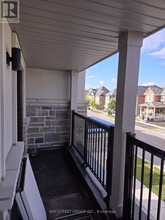 61 Greenspire Ave in Markham, ON - Building Photo - Building Photo