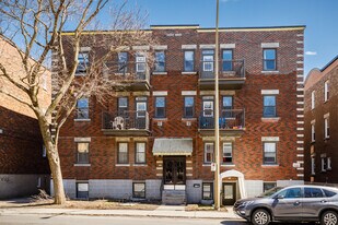 3460 Van Horne Av in Montréal, QC - Building Photo
