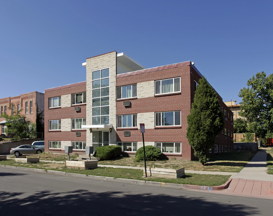 Isabella in Denver, CO - Foto de edificio