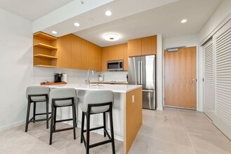 1388 Kapiolani Blvd in Honolulu, HI - Foto de edificio - Building Photo